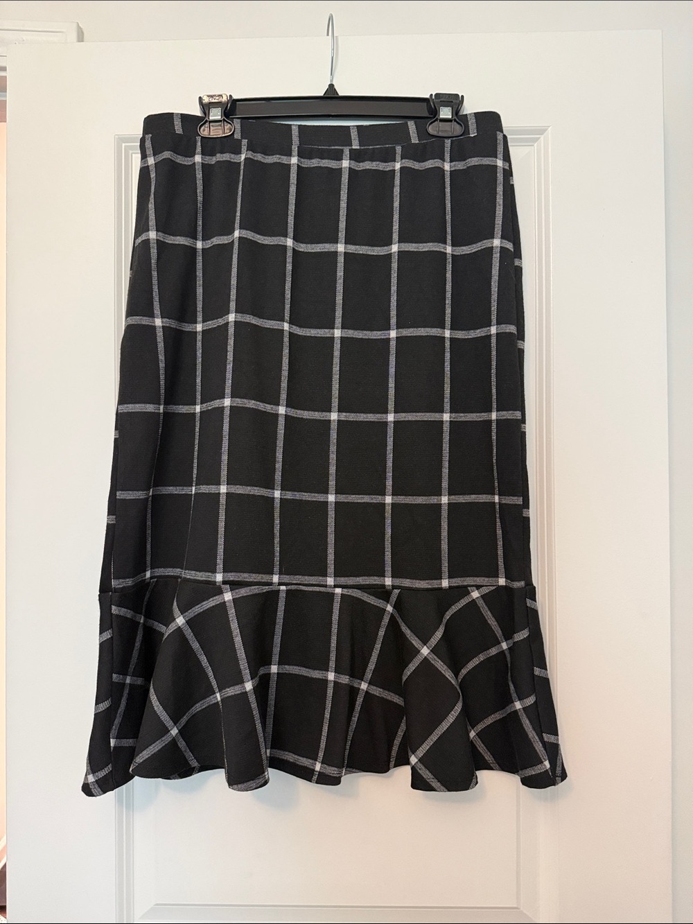 Black Windowpane Ruffle-Hem Skirt